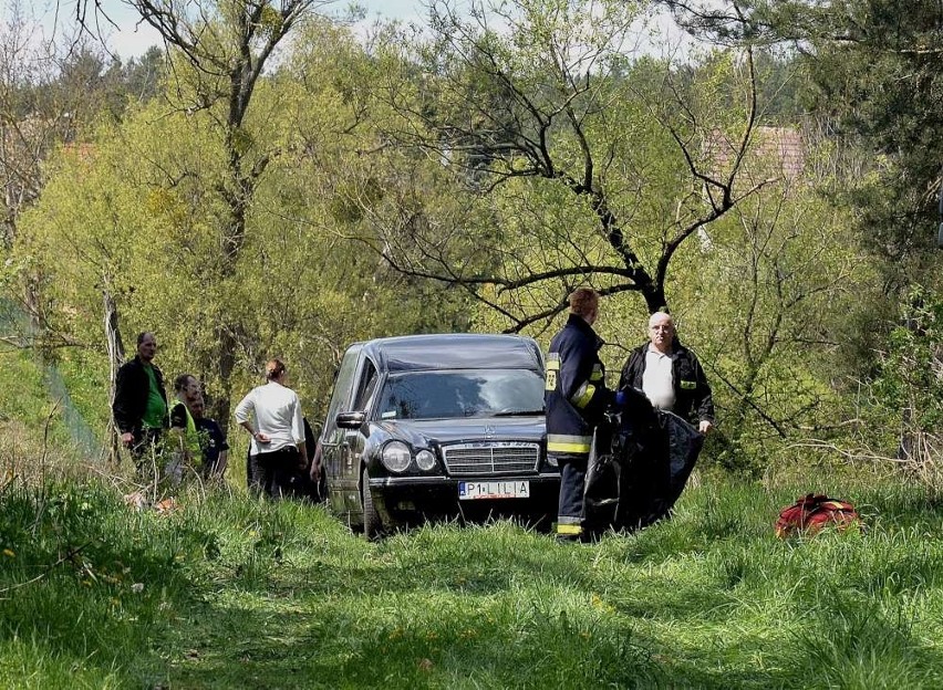 Na miejscu zdarzenia pracowali strażacy, policja i...