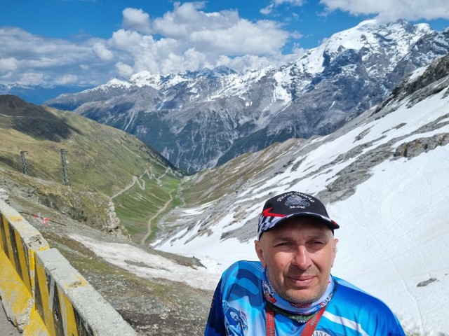 Piotr Robak, skarbnik Etyliniarzy podczas wyprawy we włoskie Alpy