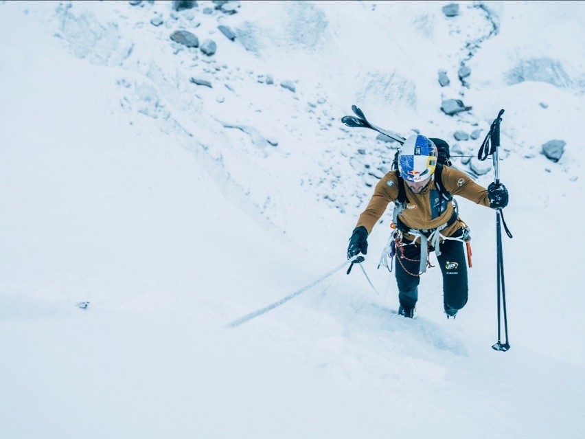 Andrzej Bargiel rozpoczął atak szczytowy na Mount Everest. Kiedy zjazd na nartach bez tlenu?