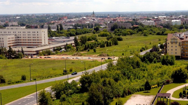 Ratusz chce dać zielone światło dla budowy nowych osiedli mieszkaniowych w rejonie ulic: Szeligowskiego, Północnej. Ma też powstać nowa droga łącząca Szeligowskiego i Jaczewskiego