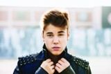 Justin Bieber na internetowych aukcjach: piasek, woda i prezerwatywy [TOP 5 AUKCJI]