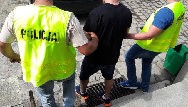 30-latek został zatrzymany na jednej z ulic Brzegu.