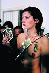 Marina Abramović: artystka obecna 