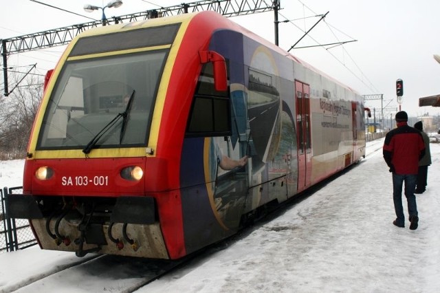 Podróżujący szynobusami kursującymi ze Stalowej Woli i Tarnobrzega do Rzeszowa mają kłopoty z zakupem biletów w promocyjnych cenach.