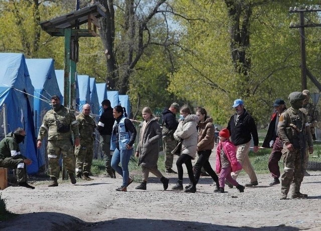 Działania wymierzone w społeczeństwo i naród ukraiński, w tym masowe represje, aresztowania, tortury, deportacje Rosja prowadzi od początku inwazji przeciwko Ukrainie