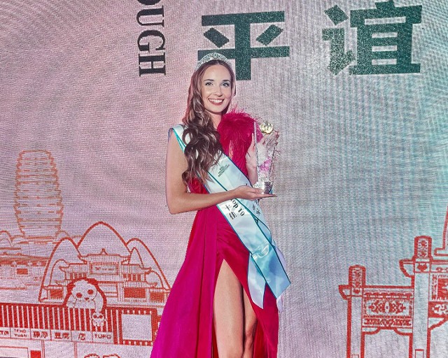 Oliwia Mikulska z Żar została I wicemiss w konkursie Missfriendship w Chinach.