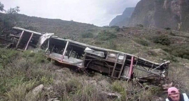 Do zdarzenia doszło na drodze krajowej łączącej miasto Tayabamba z Limą.