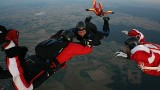 Jay Stokes, jeden z najlepszych na świecie  instruktorów spadochronowych, skakał w Polskiej Nowej Wsi
