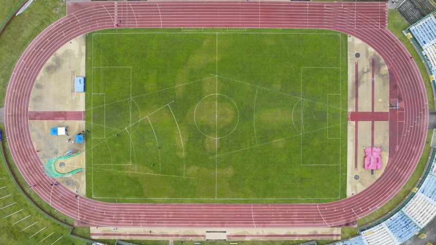 Tak prezentuje się Stadion Miejski w Toruniu z drona.