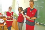 Młodzi ratownicy z Maltańskiej Służby Medycznej w Szczecinku uczyli dzieci, jak zachować się w razie wypadku