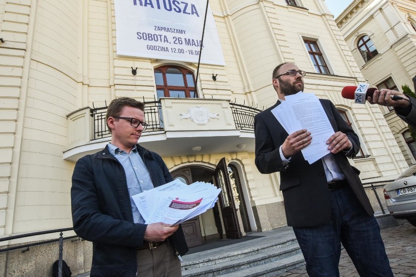 Dość wypadków drogowych w Bydgoszczy. Jest apel do radnych o przyjęcie Polityki "Vision Zero" 