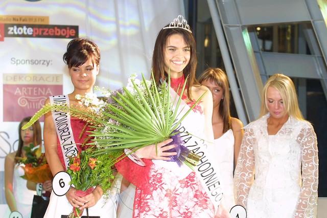 Miss Pomorza Zachodniego 2004 - W najskrytszych myślach nie sądzilam, ze wygram - mówila po ogloszeniu werdyktu Anna Rengiewicz Miss Pomorza Zachodniego 2004 i jednocześnie Miss Publiczności.