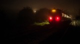 Śmiertelne potrącenie na przejeździe kolejowym pod Pabianicami. Nie żyje 43-latek