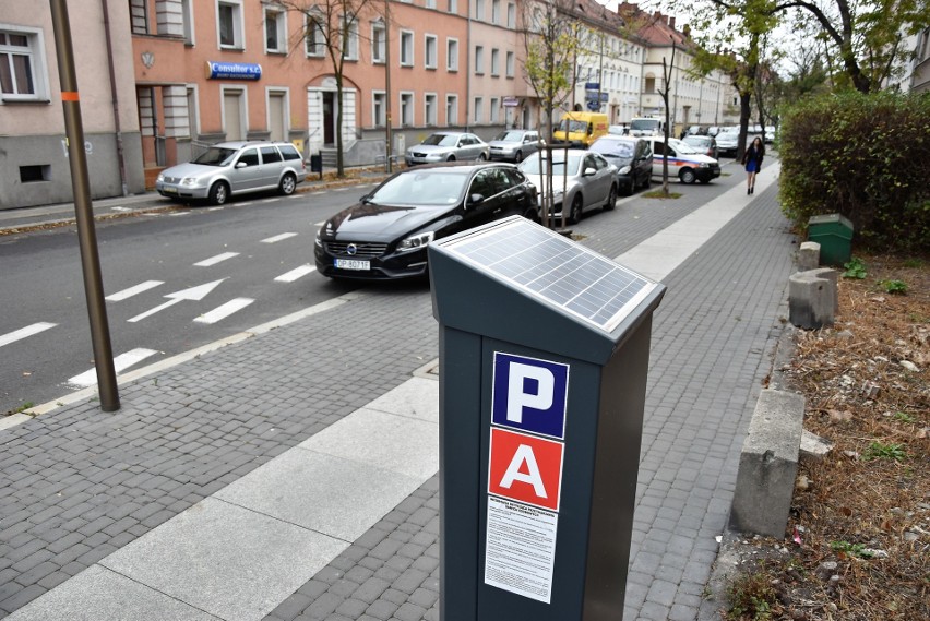 Stawki w strefie płatnego parkowania mają wzrosnąć. Obszar...