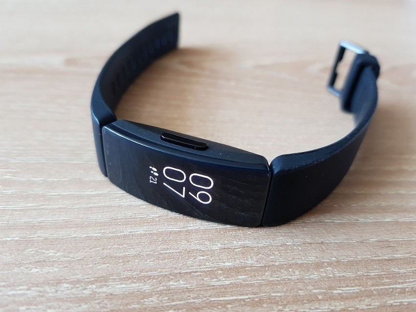 Inspire HR, podstawowa opaska fitness w ofercie Fitbit ze stałym monitoringiem tętna. Test, recenzja