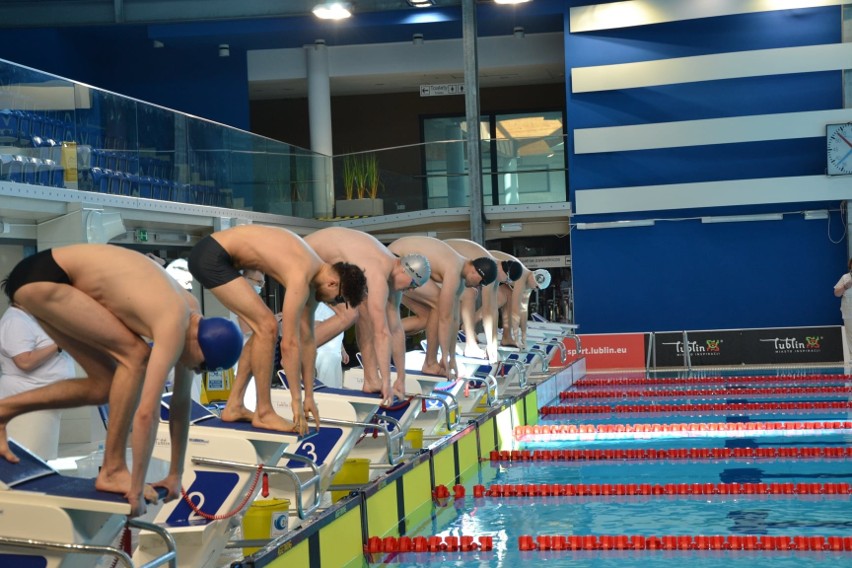 Pływacy walczyli w Akademickich Mistrzostwach Województwa Lubelskiego. Zobacz zdjęcia