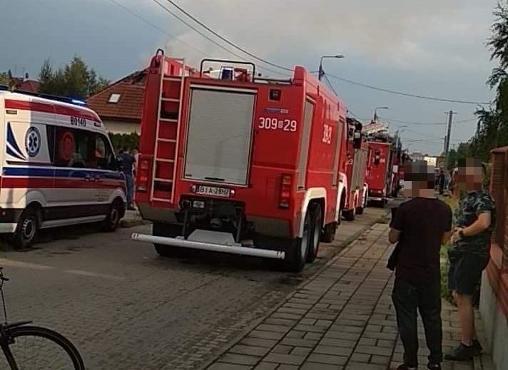 Piorun uderzył w dom na Starosielcach w Białymstoku