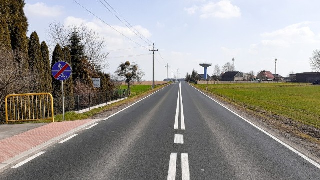 Nowa ścieżka rowerowa i chodnik między Sierakowem Śląskim a Ciasną