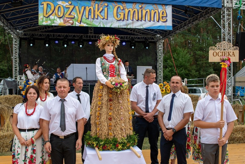 Dożynki 2022. Rolnicy świętowali w Gminie Ostrów [ZDJĘCIA]