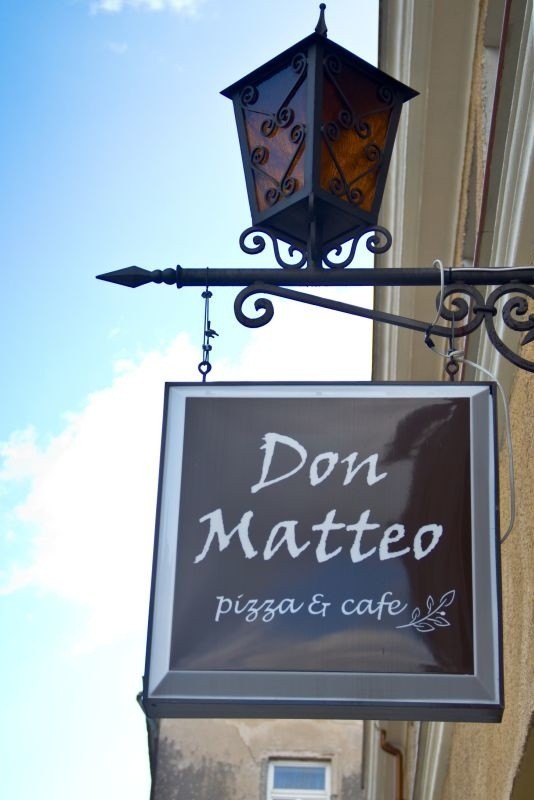 "Don Matteo" - jedna z najmłodszych restauracji w Sandomierzu wabi Włochów i&#8230; miłośników "Ojca Mateusza"