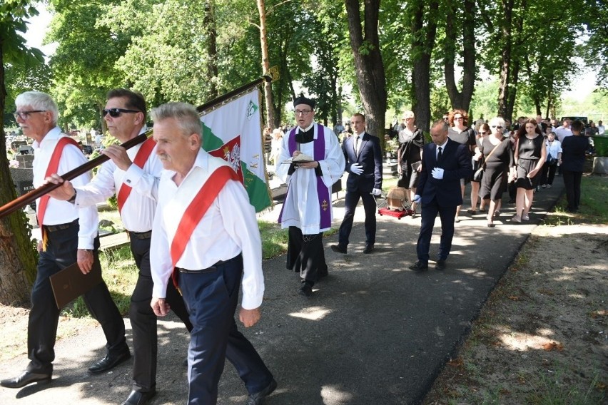 We wtorek na Cmentarzu Komunalnym numer 2 pożegnano Andrzeja...