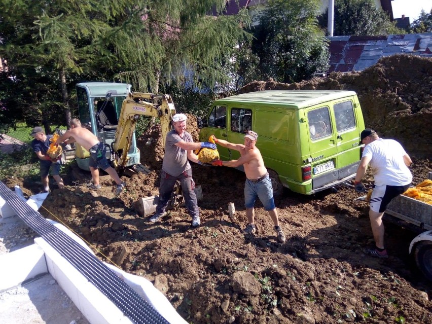 Podhale. Świderki Challange - brakuje rąk do pracy przy budowie domu dla rodziny z chorymi dziećmi  