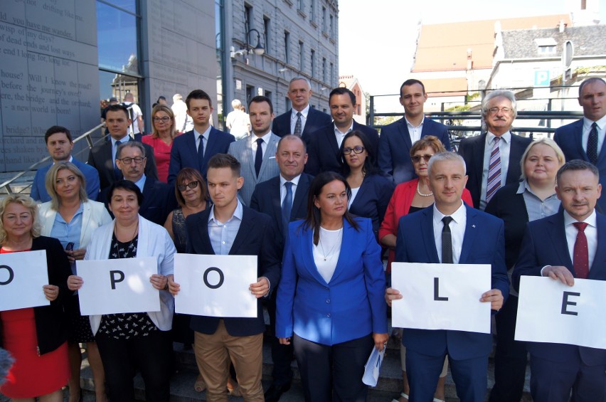 Koalicja Obywatelska prezentuje kandydatów do opolskiej rady...