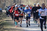 Dziki Cross. W drugiej edycji w Kozłowie pod Radomiem pobiegło ponad 120 osób. ZDJĘCIA