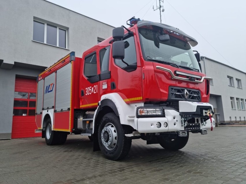 Nowe pojazdy dla lubelskich strażaków. W 2021 roku Komenda Miejska PSP w Lublinie wzbogaciła się o pięć nowych samochodów