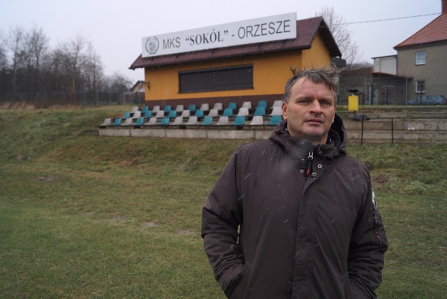Kiedy Jacek Janiak przejął klub MKS „Sokół” Orzesze grał w klasie okręgowej