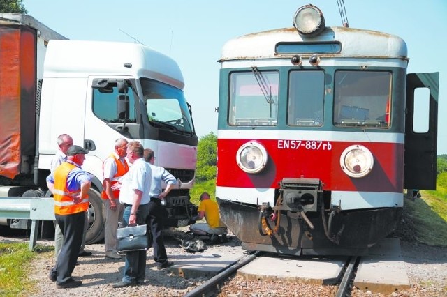 W 2010 roku na przejeździe kolejowym na os. Białostoczek doszło do zderzenia pociągu z tirem. Przyczyną zdarzenia była nieuwaga kierowcy tira.