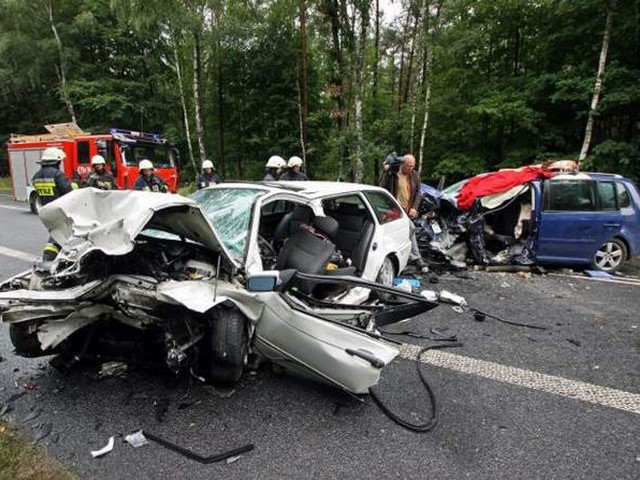 Prokuratura w Kołobrzegu wszczęła śledztwo w sprawie sobotniego wypadku  pod Dębicą.
