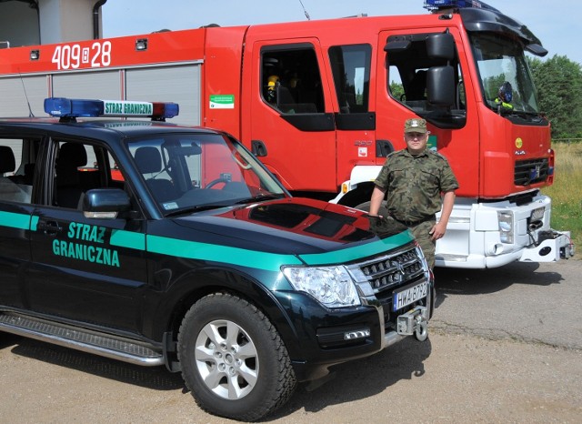 Straż graniczna walczyła z pożarem w gminie Nowinka
