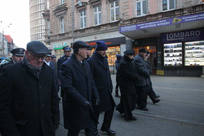 Poznań: Dekomunizacja ul. 23 Lutego wróciła podczas obchodów...