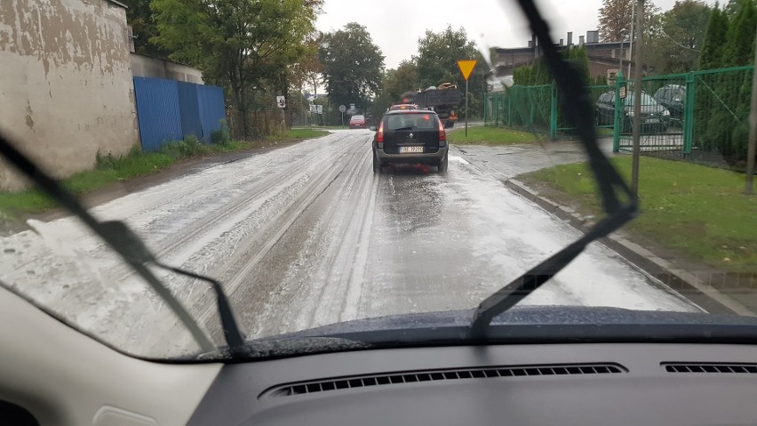 Piana po deszczu spłynęła ulicami miast w woj. śląskim. Czy jest groźna? ZDJĘCIA
