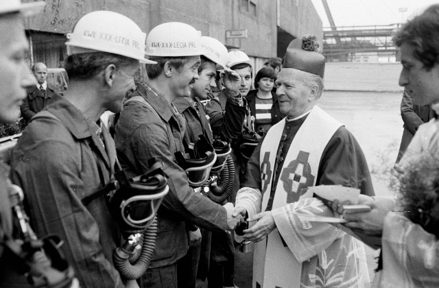 3 września 1980 roku podpisano Porozumienia Jastrzębskie.Zobacz kolejne zdjęcia. Przesuwaj zdjęcia w prawo - naciśnij strzałkę lub przycisk NASTĘPNE