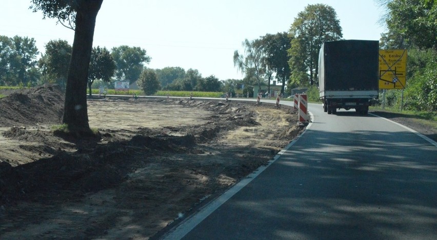 Budowa rond w Pradze koło Poddębic rusza od wtorku, 10 września. Utrudnienia w ruchu na DK 72