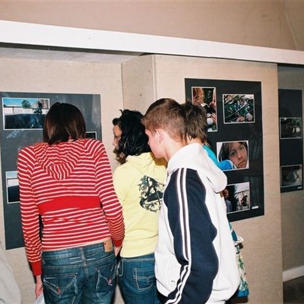Podsumowanie projektu &#8222;Tele Wizja na przyszłość&#8221; odbyło się kilka dni temu w szydłowieckim zamku i towarzyszyła mu między innymi wystawa zdjęć młodych adeptów fotografii.