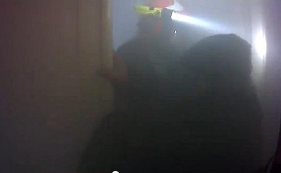 Pożar. Kamienica przy Ogrodowej mogła wylecieć w powietrze. Zobacz wideo z akcji