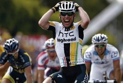 Tak Mark Cavendish przyjął swoje 17. etapowe zwycięstwo w "Wielkiej Pętli" Fot. EPA/IAN LANGSDON