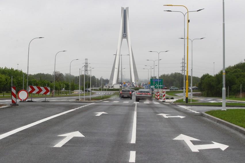 Połączenie Lubelskiej z Warszawską w Rzeszowie. Nowym łącznikiem pojedziemy jeszcze w maju. Zobacz zdjęcia