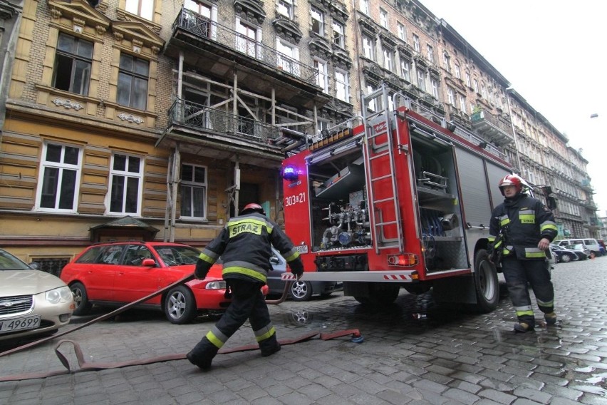 Wrocław: Pożar przy Mierniczej. Zginął niepełnosprawny 33-letni mężczyzna (ZDJĘCIA)