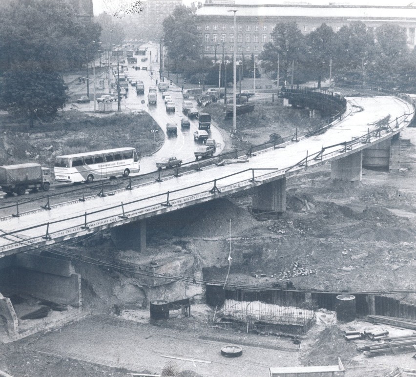 Budowa placu Społecznego we Wrocławiu