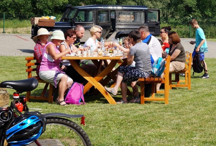 Kazimierza Wielka kręciła na rowerach do Plechowa [ZDJĘCIA]