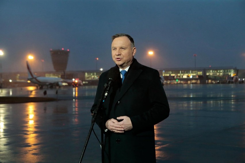 Ale prezydent Andrzej Duda złożył własną propozycję w tej...