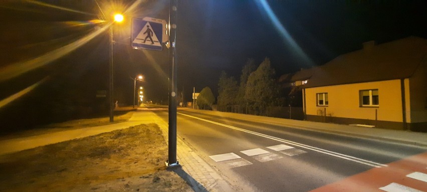 Aktywne przejście dla pieszych na ulicy Warszawskiej w...