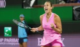 Sabalenka: Ciężko jest być z dala od swoich chłopaków. Och, chłopaki – mam tylko jednego! Nagrajmy to jeszcze raz