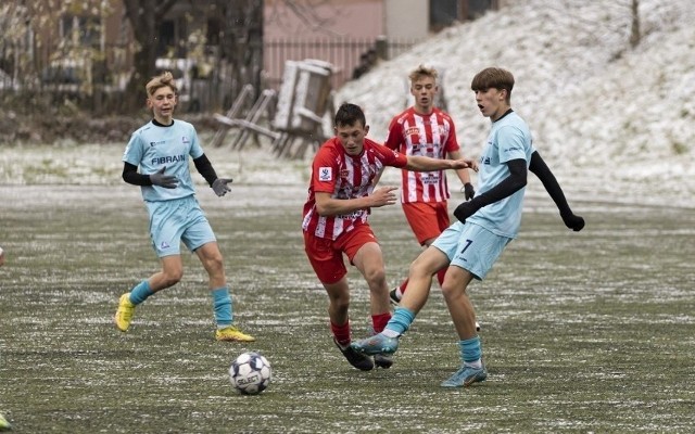 Stal Rzeszów awansowała na 2. miejsce w CLJ U15.