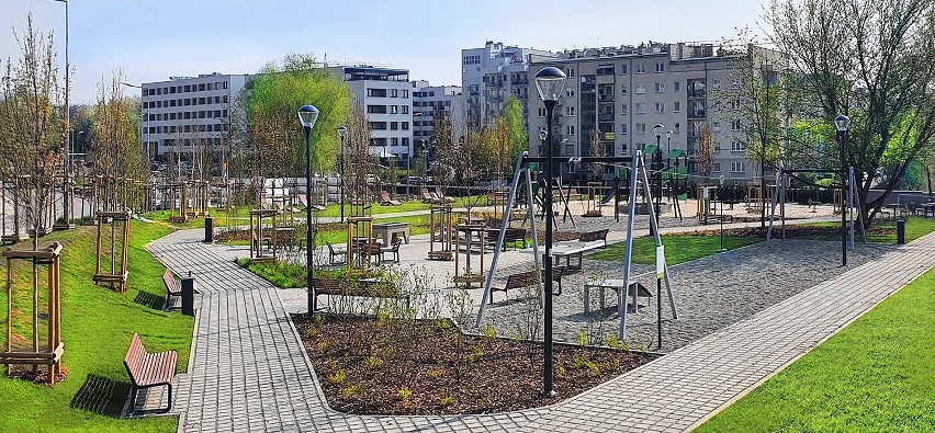 Kraków odkupił od dewelopera park z placem zabaw przy ulicy Banacha