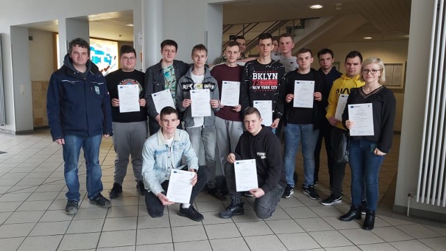 24 uczniów z Przemystki wzięło udział w stażach zawodowych w Niemczech.
